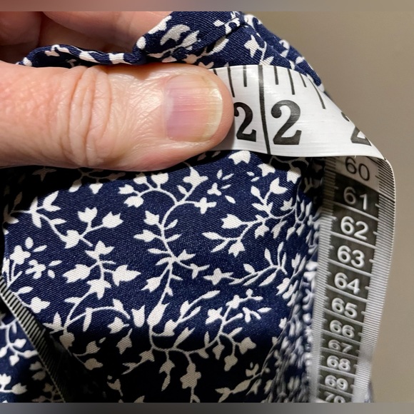 Floral Tie Back Halter Top NWOT - Picture 5 of 8